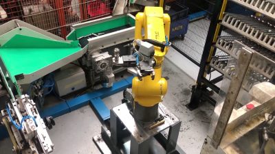 INDUCTION FEEDING ROBOT